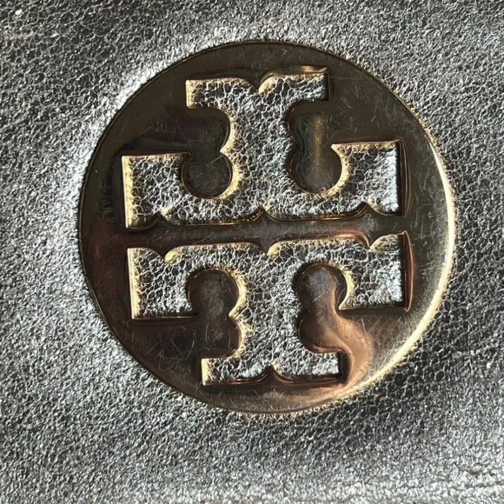 Tory Burch Distressed‎ Gold Metallic Zip Around Wallet Clutch Wristlet - Picture 2 of 11